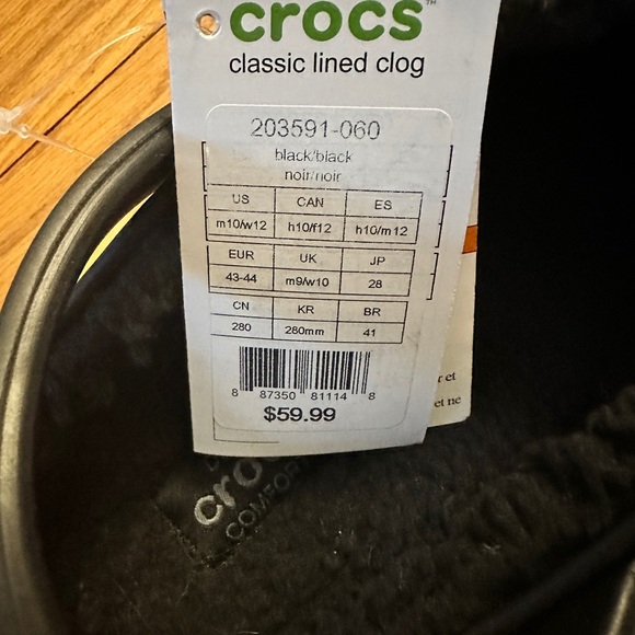 NWT Classic Lined Clog Crocs Sz 10 Black - Picture 3 of 4
